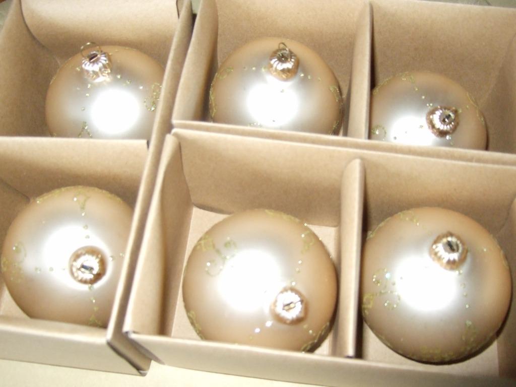 KERSTBALLEN (glas) / goudkleurig (beige), Ophalen of Verzenden, Zo goed als nieuw