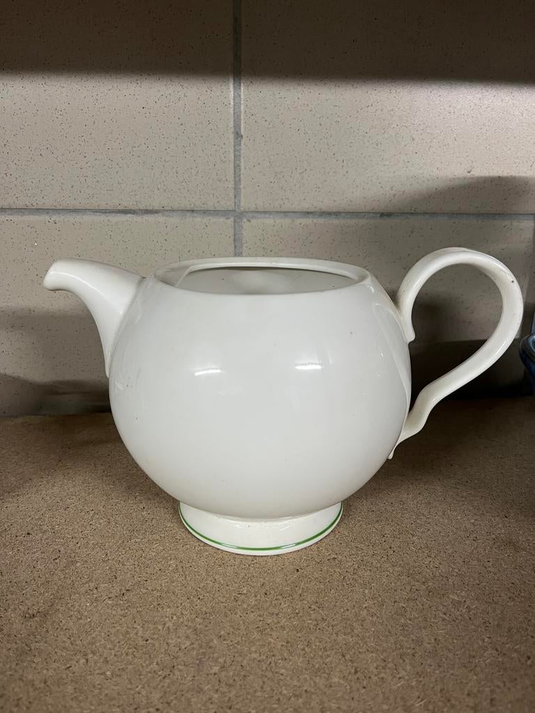 Villeroy & Boch theepot zonder deksel, Antiek en Kunst