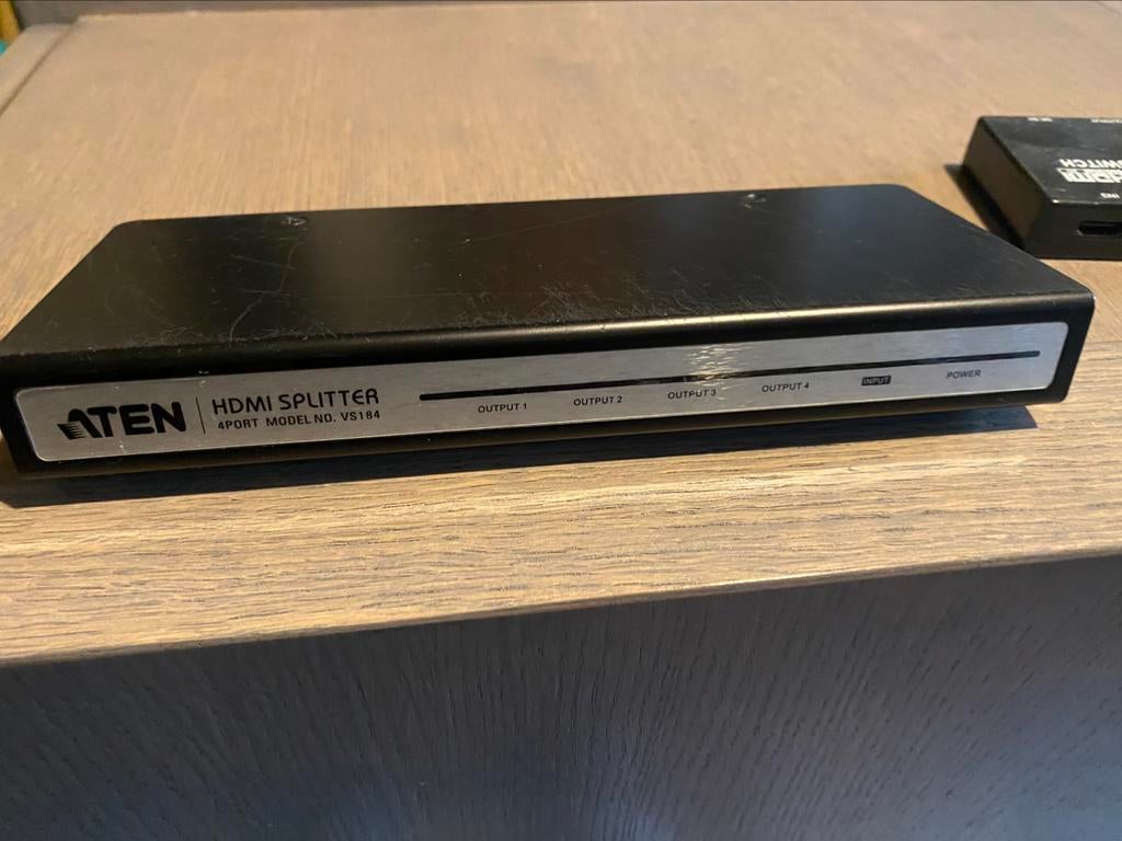 ATEN hdmi splitter 4 poorts, TV, Hi-fi & Vidéo, Enlèvement