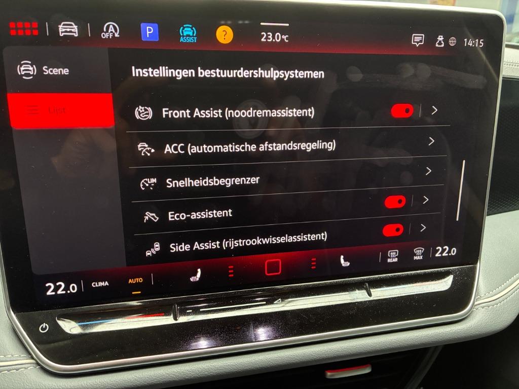 VW PASSAT 1.5 e -Hybrid DSG Business, Auto's, 1498 cc, 4 cilinders, Alcantara, Hybride Elektrisch/Benzine