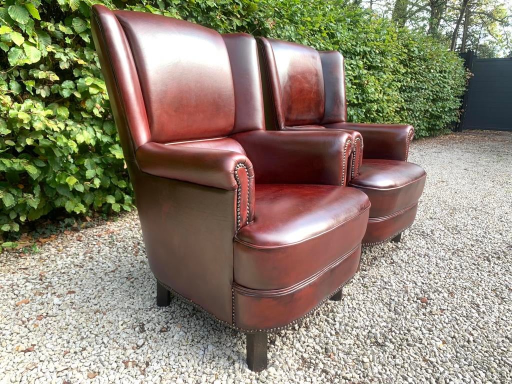 2 echt leren klassieke Wingchairs Fauteuils in goede staat, Ophalen