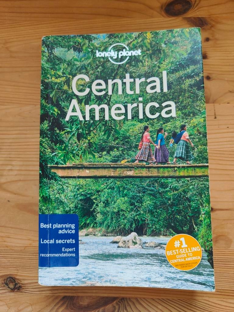 Guide Lonely Planet "Central America" en très bon état, Boeken, Reisgidsen, Gelezen, Lonely Planet, Reisgids of -boek, Midden-Amerika