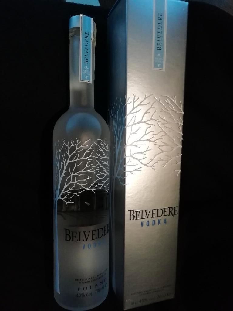 Vodka BELVEDERE, Enlèvement, Pleine