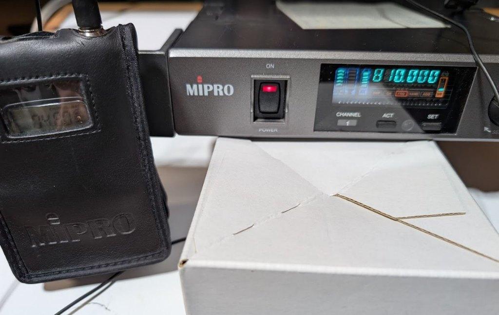 Draadloze microfoon MIPRO ACT - systeem, Muziek en Instrumenten, Ophalen of Verzenden, Zo goed als nieuw