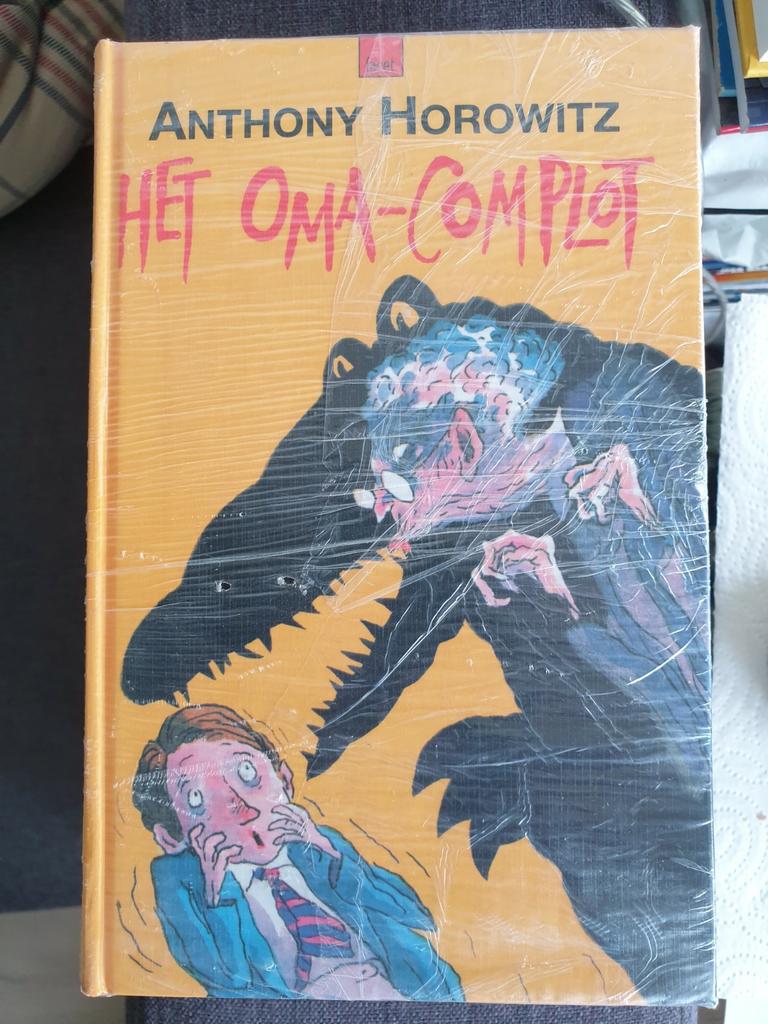 Anthony Horowitz - Het oma-komplot, Boeken, Kinderboeken | Jeugd | 10 tot 12 jaar, Ophalen of Verzenden, Zo goed als nieuw, Anthony Horowitz