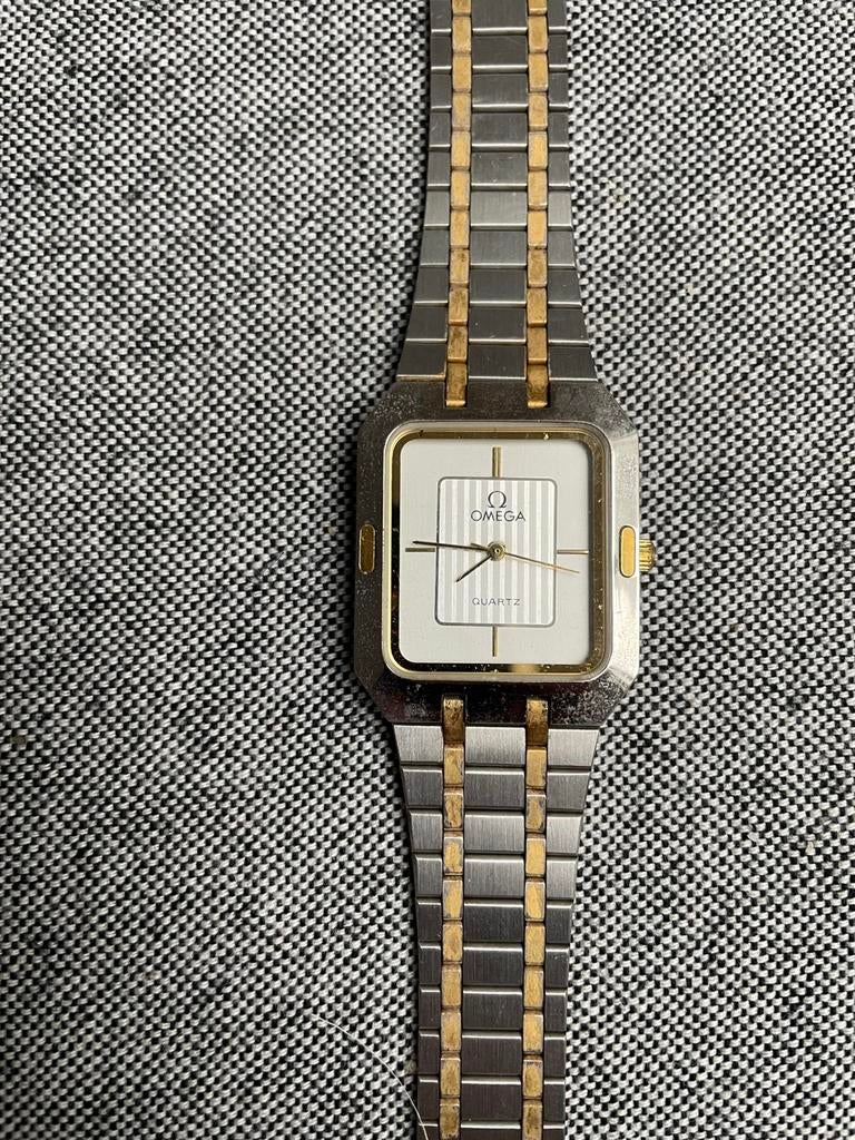 Omega-horloge met metalen armband +originele Omega-behuizing, Handtassen en Accessoires, Horloges | Heren, Gebruikt, Polshorloge