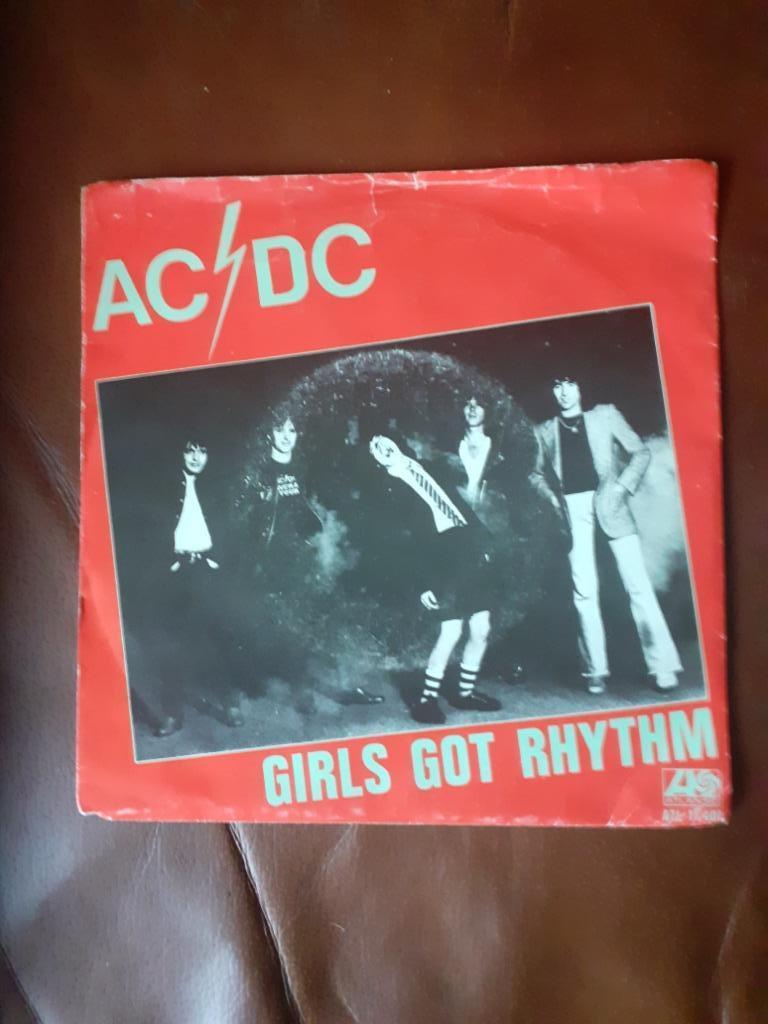 45T AC-DC : Girls got rhythm / Get it hot, Ophalen of Verzenden