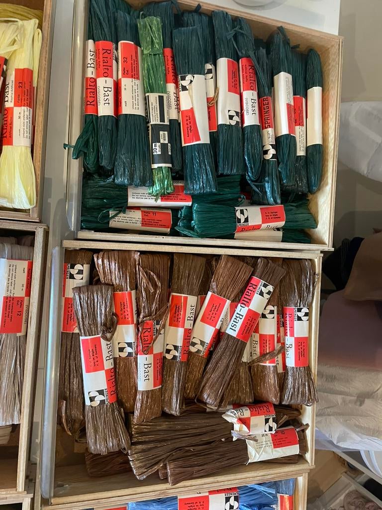 Raffia prijs per 10 stuks, Ophalen of Verzenden, Zo goed als nieuw