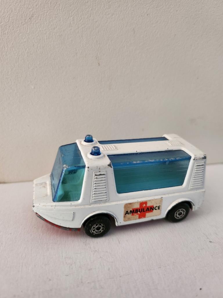 Matchbox Stretcha Fetcha Ambulance (1972), Ophalen of Verzenden
