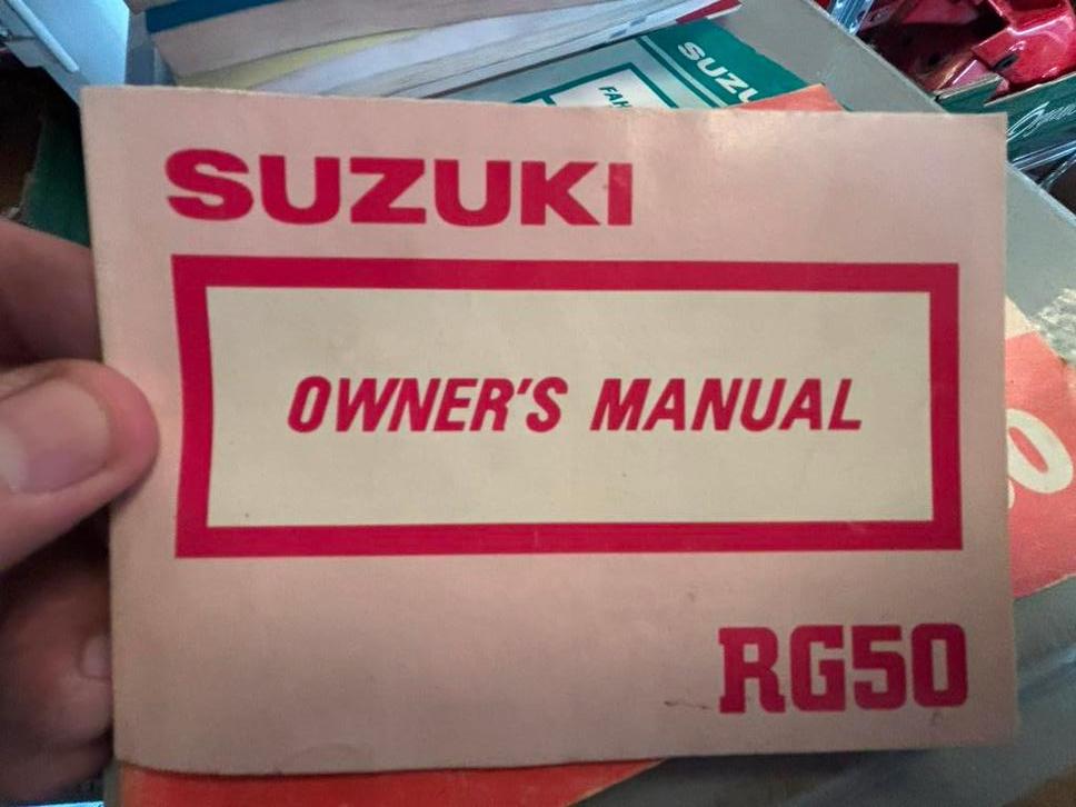 Suzuki RG50 1989-.. Manuel de l'utilisateur, Motos, Modes d'emploi & Notices d'utilisation, Enlèvement ou Envoi, Suzuki