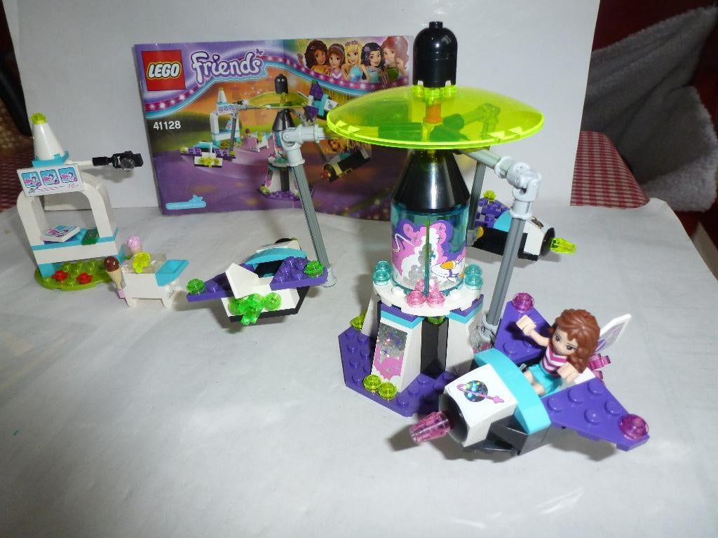 Lego friends draaimolen ruimtevlucht 41128, Kinderen en Baby's, Speelgoed | Duplo en Lego, Ophalen of Verzenden, Zo goed als nieuw