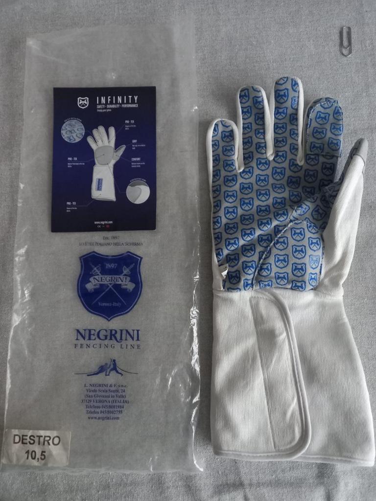 Negrini - Gant Infinity - Escrime - taille 10.5, Sports & Fitness, Enlèvement ou Envoi, Neuf, Escrime, Protection pour arts martiaux