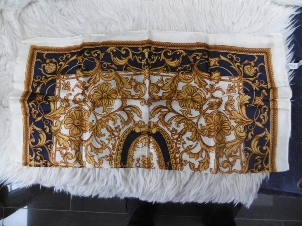 foulard pour femme, foulards carine, fabriqué en Italie, éta, Carine foulards, Enlèvement ou Envoi, Comme neuf, Écharpe