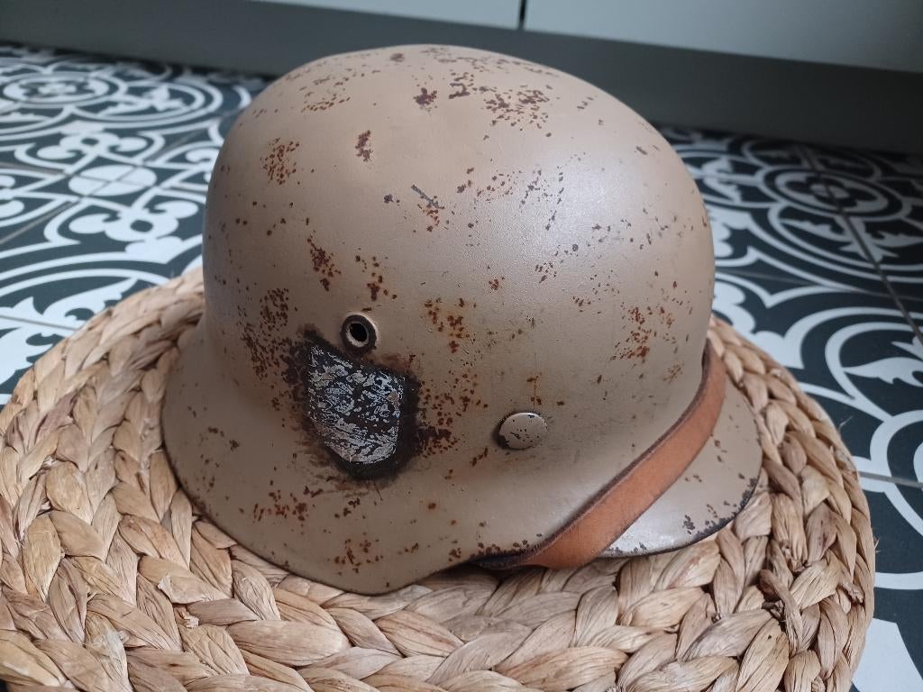 Duitse helm ET62, Verzamelen, Verzenden, Landmacht, Helm of Baret