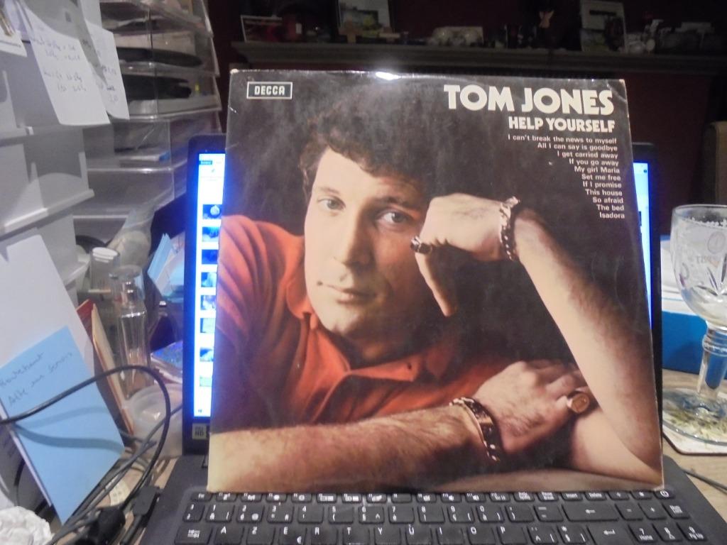 Tom Jones, Ophalen of Verzenden, Zo goed als nieuw