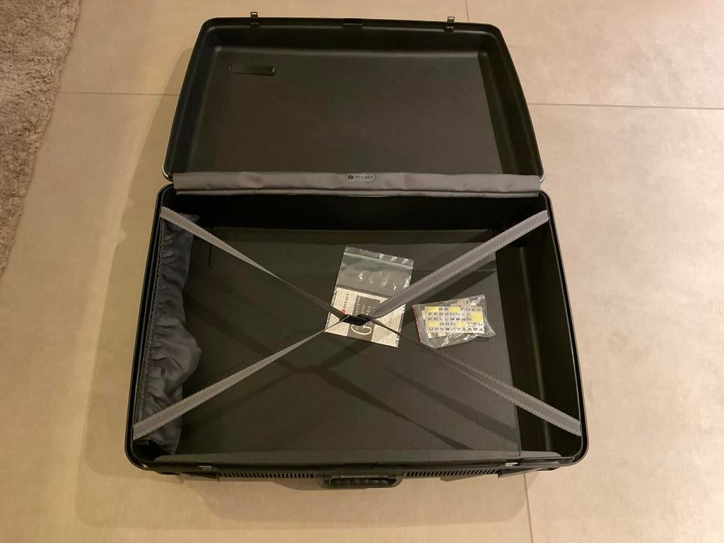 Delsey oerdegelijke zéér propere valies voor miniprijsje, 70 cm ou plus, Plastique dur, Enlèvement, Utilisé