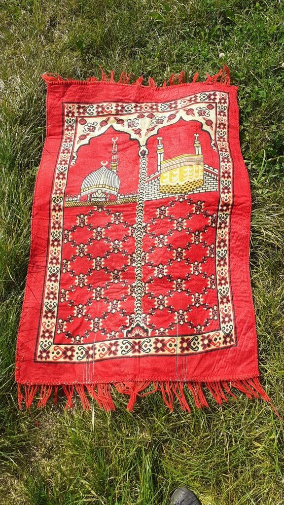 tapis de prière, Religieux, 100 à 150 cm, Enlèvement ou Envoi, Rouge