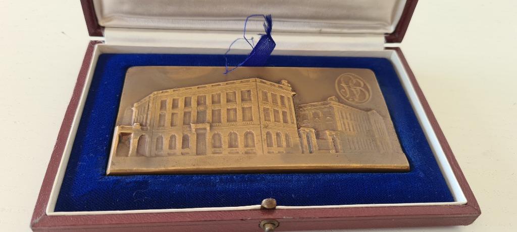 medaille hommage de la banque de bruxelles, Enlèvement ou Envoi