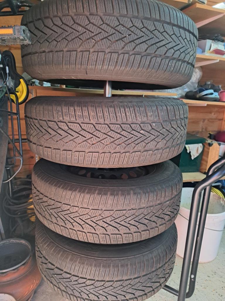 4 Winterbanden(weinig gebruikt Opel Mokka), Ophalen, 18 inch, Banden en Velgen, Winterbanden