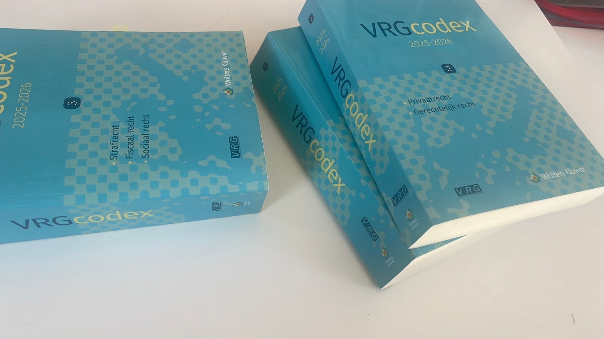 Vrg codex boeken, Verzenden, Zo goed als nieuw