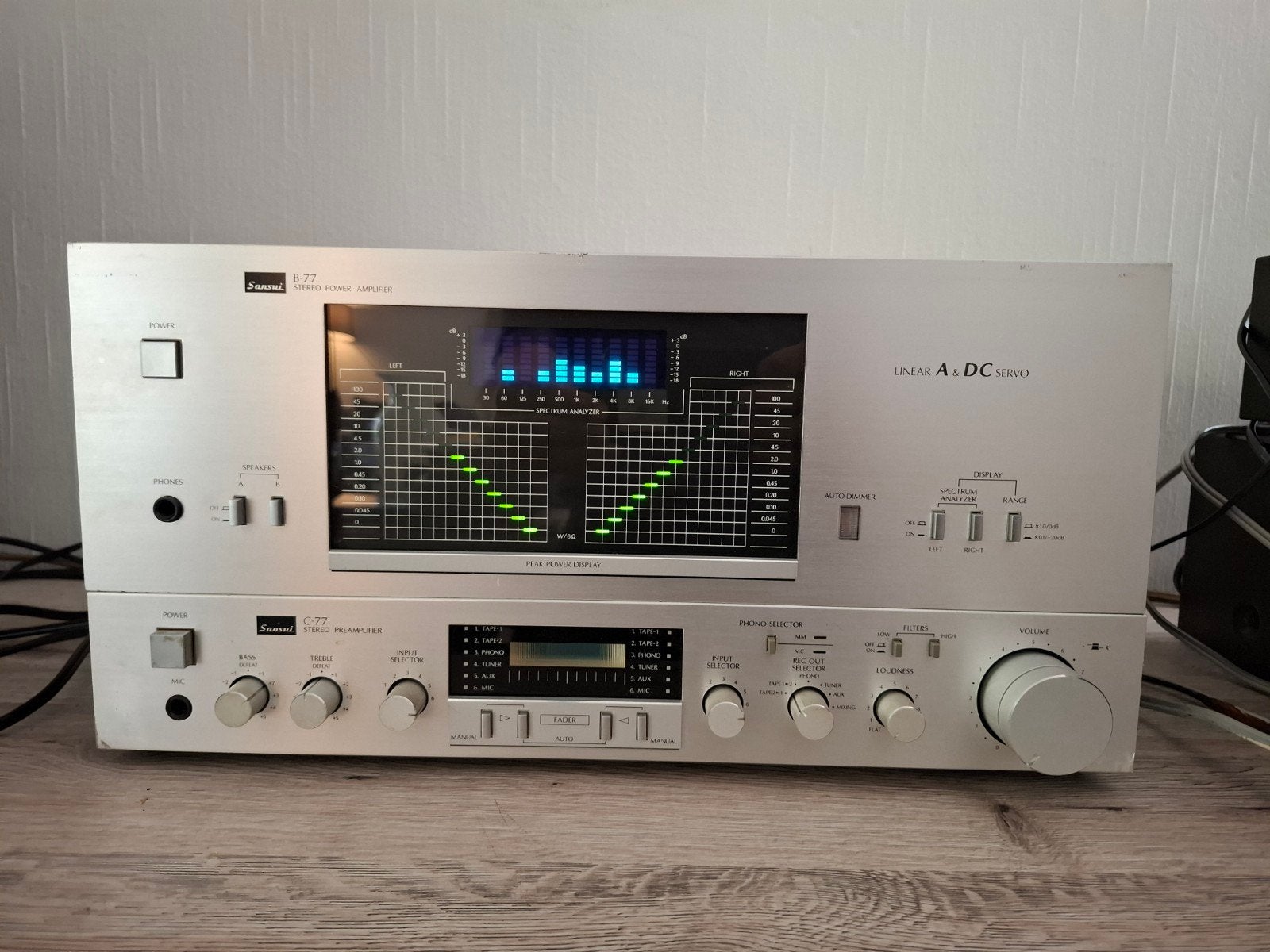 ampli B-77 preampli C-77 Rare avec spectrum analyseur, TV, Hi-fi & Vidéo, Amplificateurs & Ampli-syntoniseurs