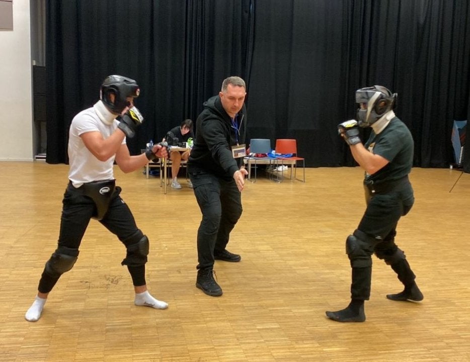 Entraînement aux arts martiaux, Enlèvement, Kung-Fu