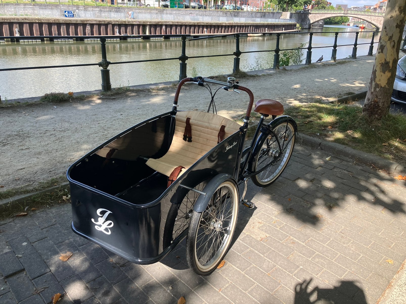 Johnny Loco bakfiets, Fietsen en Brommers, Ophalen, Zo goed als nieuw, Johnny Loco