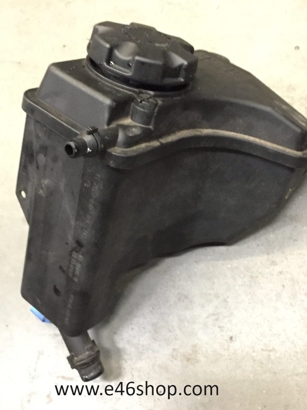Koelvloeistoftank BMW E90 E91 318D 320D 2008, Auto-onderdelen, Motor en Toebehoren, BMW, Gebruikt, Ophalen of Verzenden
