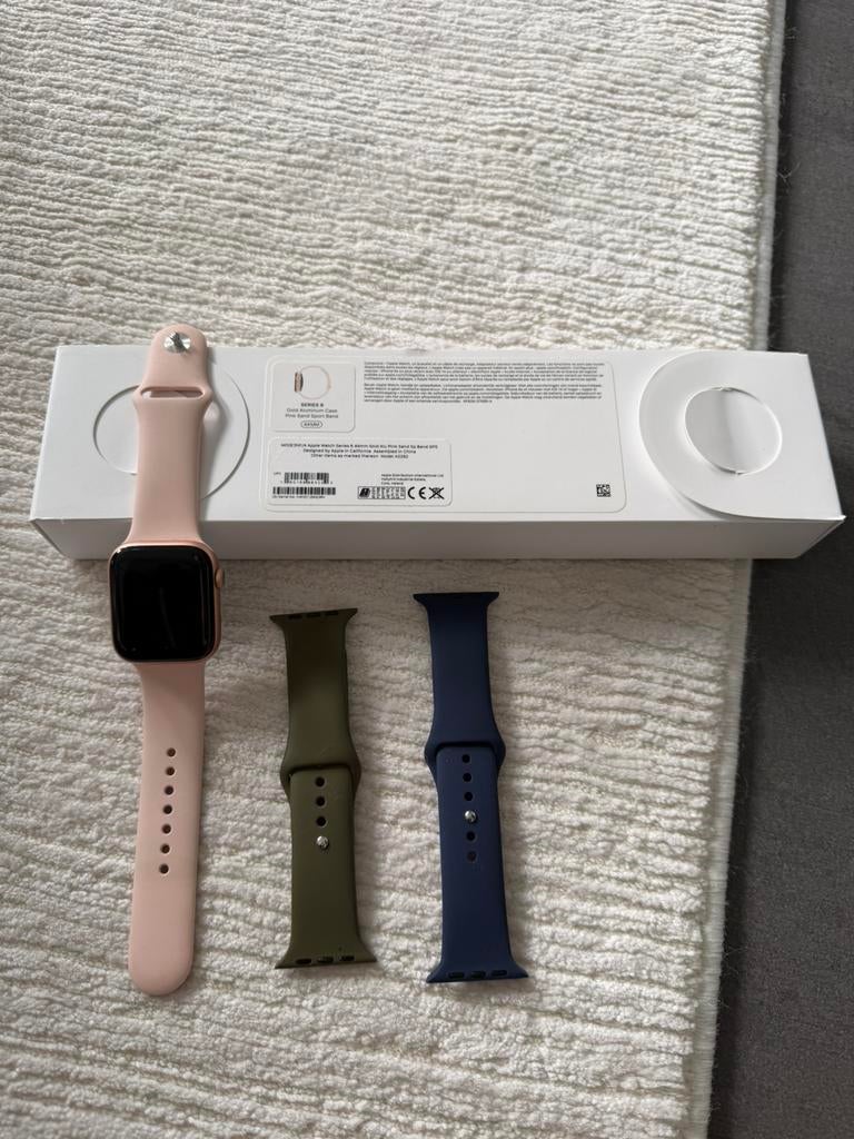 Apple Watch 6 Gold Aluminum Case Pink Sand, Ophalen, Zo goed als nieuw, Roze