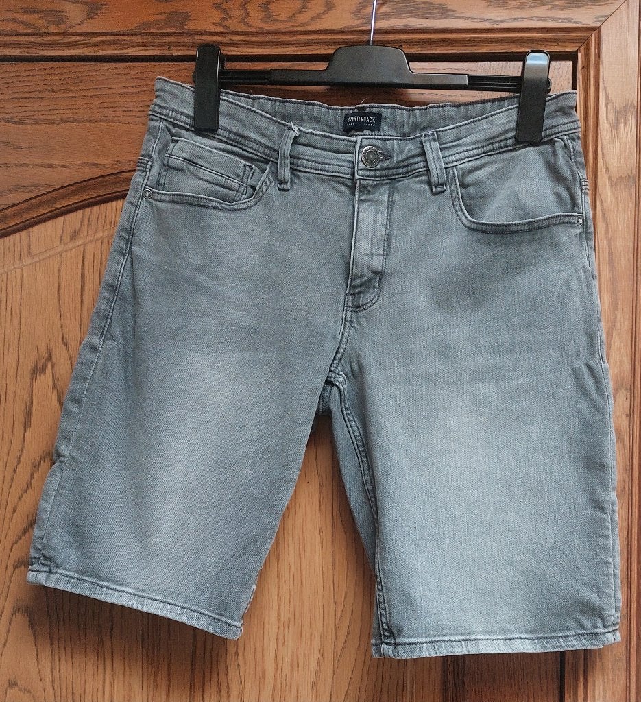 Quarterback - Korte Jeansbroek  - Maat 34 - Grijs, Kleding | Heren, Ophalen, Zo goed als nieuw, W33 - W34 (confectie 48/50), Grijs