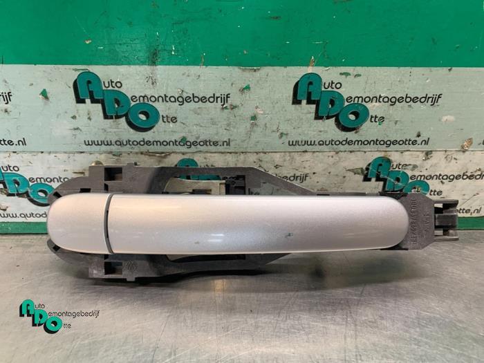 Poignée portière 4portes avant droite d'un Volkswagen Polo, Volkswagen, -, 3 mois de garantie, Utilisé