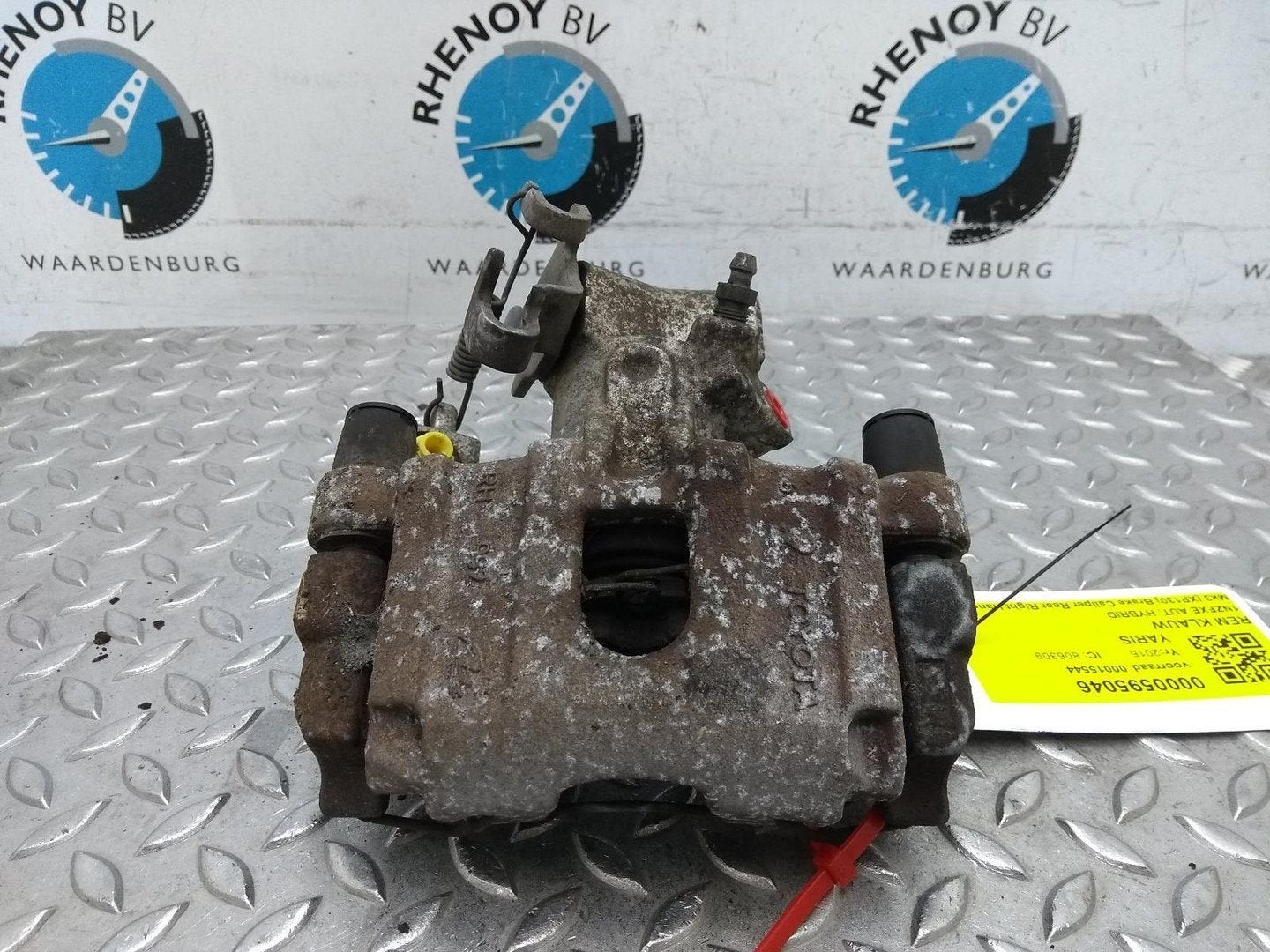 TOYOTA YARIS Yaris Dynamic REM KLAUW 2016, Ophalen of Verzenden, Gebruikt, Stiba lid