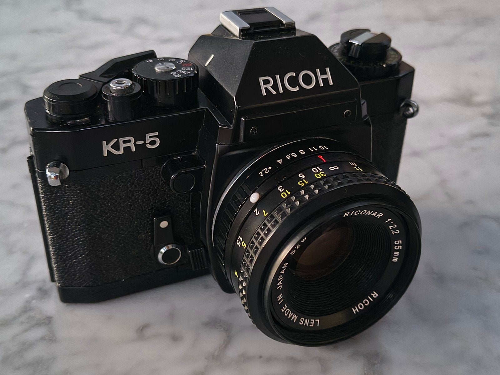 Ricoh KR-5 met Riconar 55mm, Audio, Tv en Foto, Fotocamera's Analoog, Ophalen of Verzenden