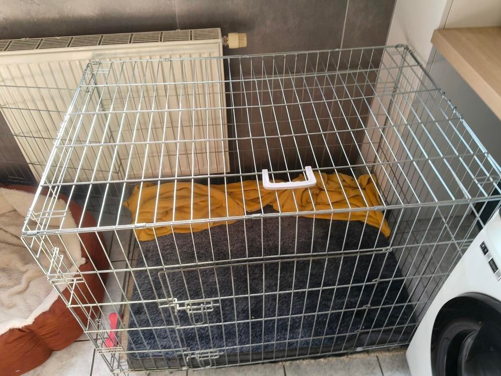 Bench 107 x 70 x 78 (lxbxh), metaal, Dieren en Toebehoren, Hondenbenches, Ophalen, Gebruikt