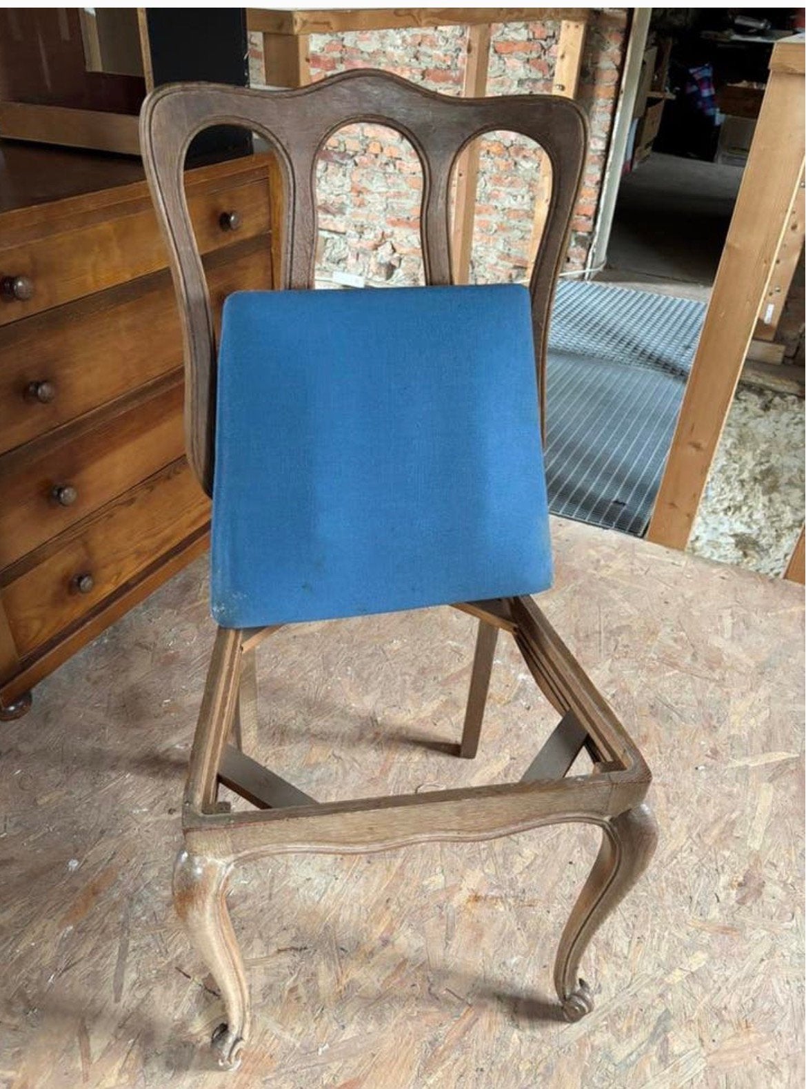 Chaises a donner, Ophalen, Hout, Gebruikt, Bruin