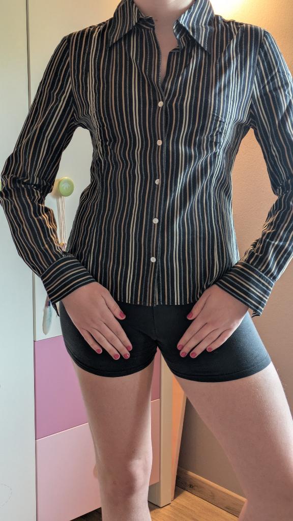 Chemisier femme Esprit, Enlèvement ou Envoi, Taille 36 (S), Brun, Porté
