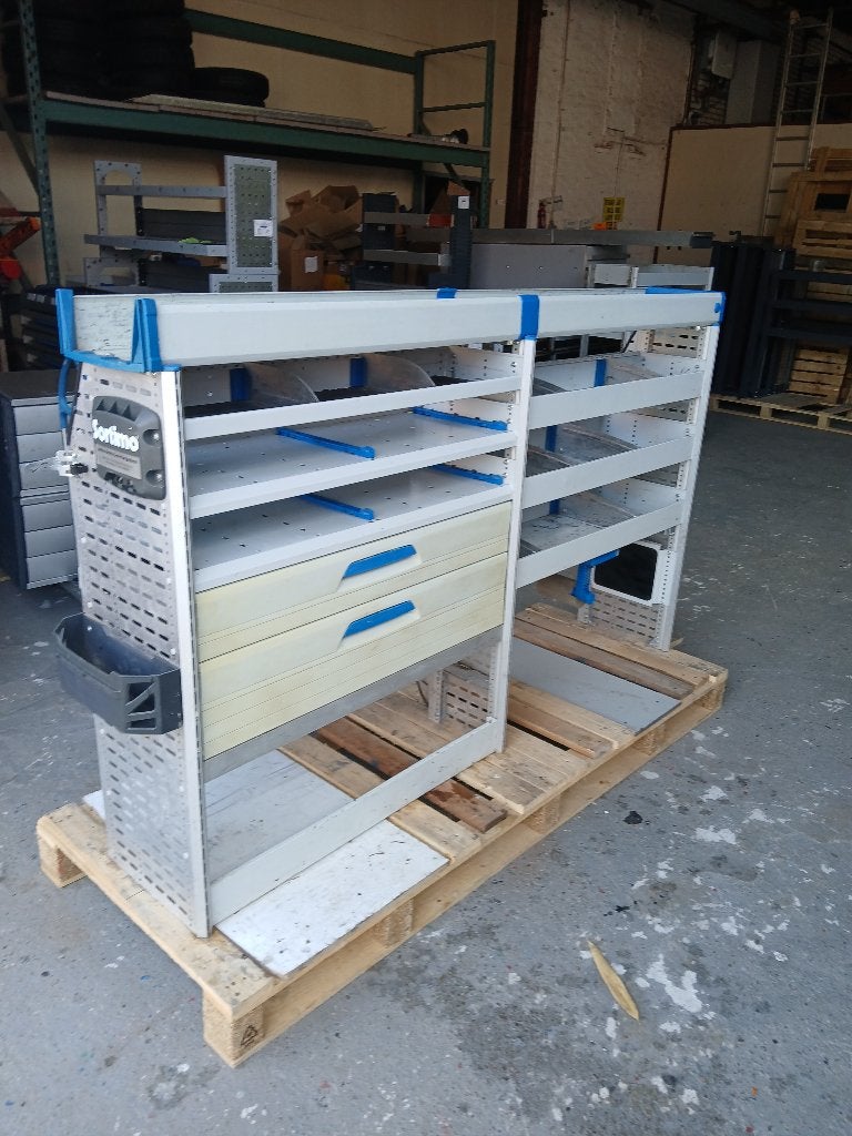 Série BWI (2615) L200 B38 H123 €399, Enlèvement, Comme neuf