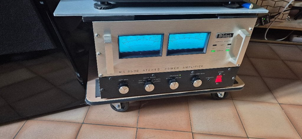 Mcintosh mc2500 gereviseerd (onderhouden), Audio, Tv en Foto, Gebruikt, 120 watt of meer, Stereo, Ophalen