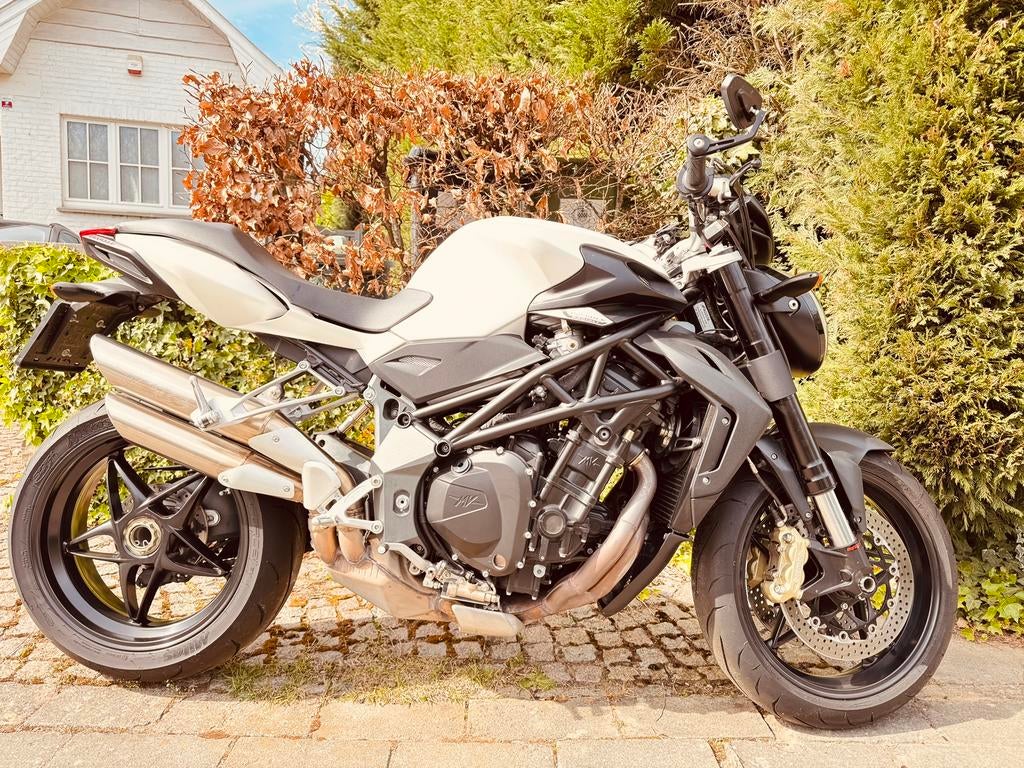 MV Agusta Brutale 920 seulement 5.800km, Enlèvement