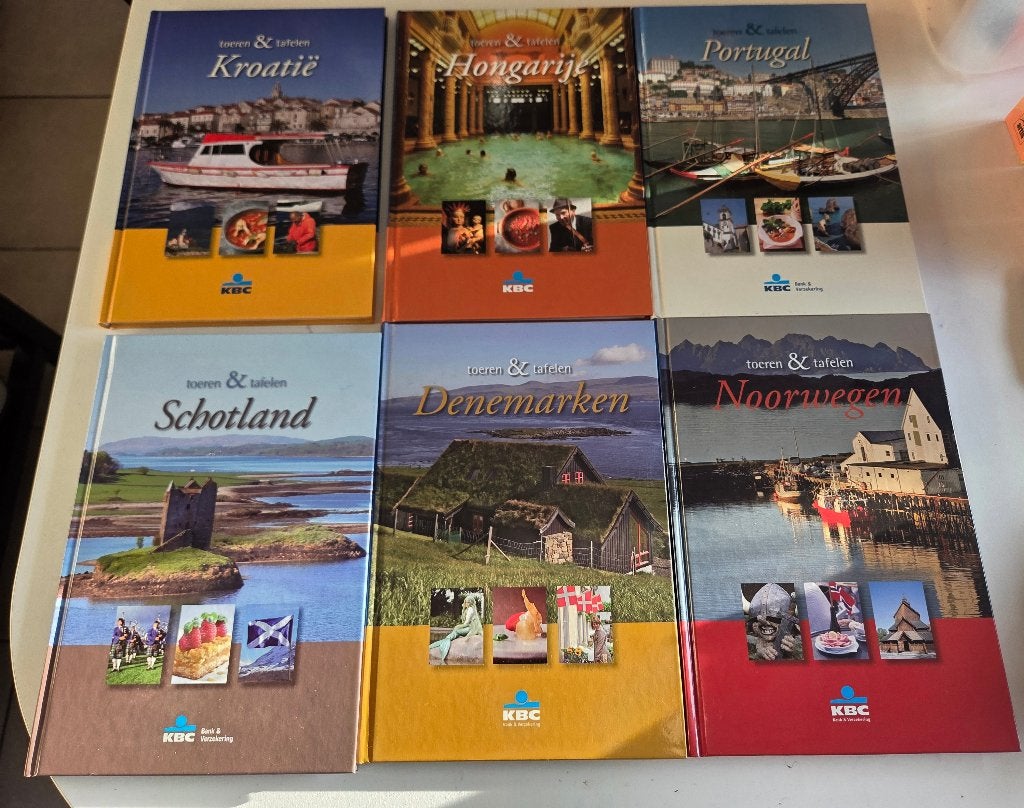 Toeren en Tafelen, Boeken, Ophalen of Verzenden, Zo goed als nieuw