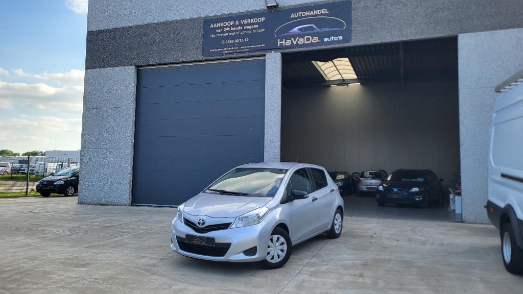 Toyota YARIS 1.0 Benzine Euro 5 van 2012 Gekeurd voor vekrop, Voorwielaandrijving, Euro 5, Stof, 110 g/km