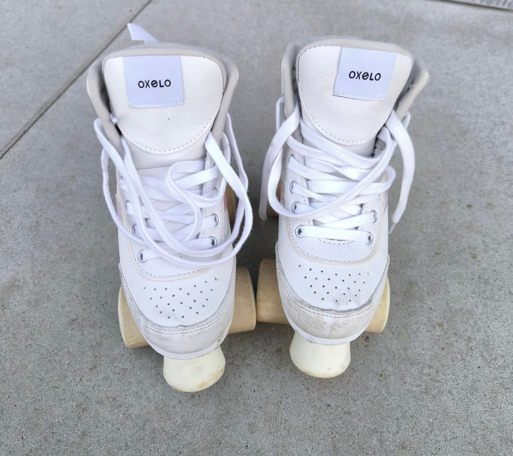 PATINS À ROULETTES ENFANT p 33, Enfants & Bébés, Enlèvement, Comme neuf, Enfants