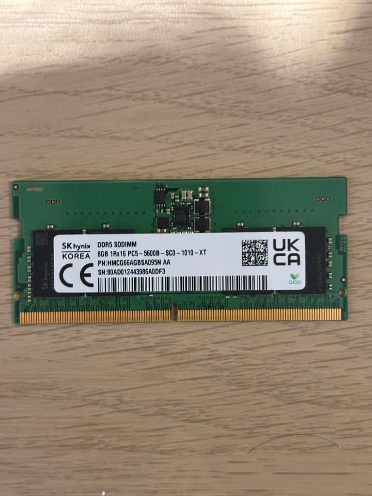 8GB DDR5 f// Laptop, Computers en Software, RAM geheugen, Ophalen, 8 GB, Zo goed als nieuw, DDR5
