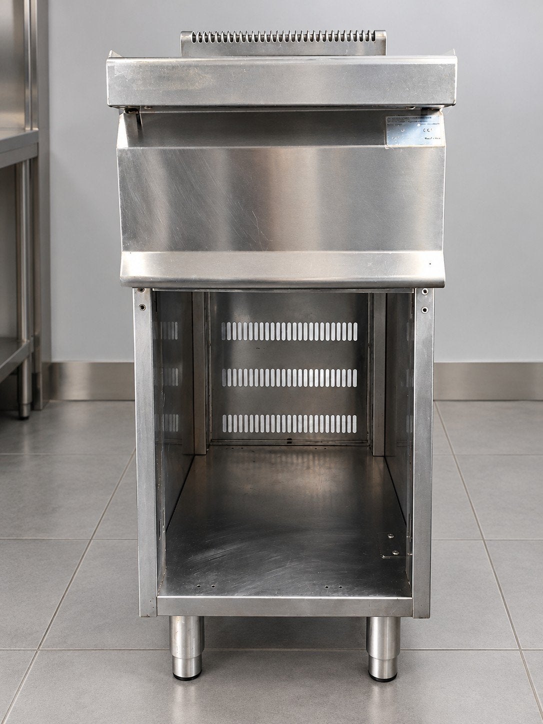 Meuble neutre inox GGM Gastro N7-4M - Gamme 700, Enlèvement