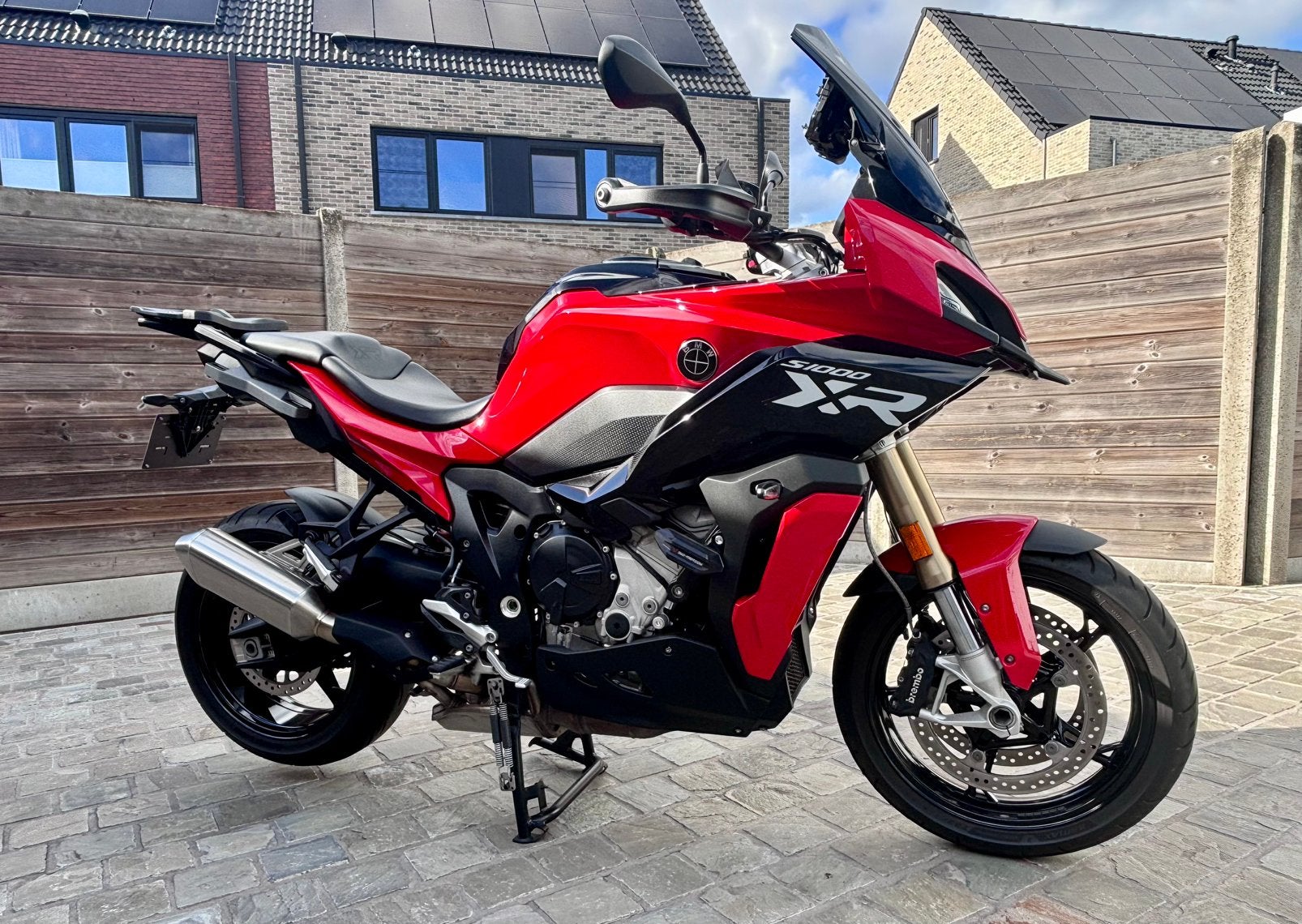 BMW s1000xr van 2022 + zijkoffers - verlaagd!, Motoren, Handvatverwarming, 4 cilinders, Motorrijbewijs A, Gebruikt