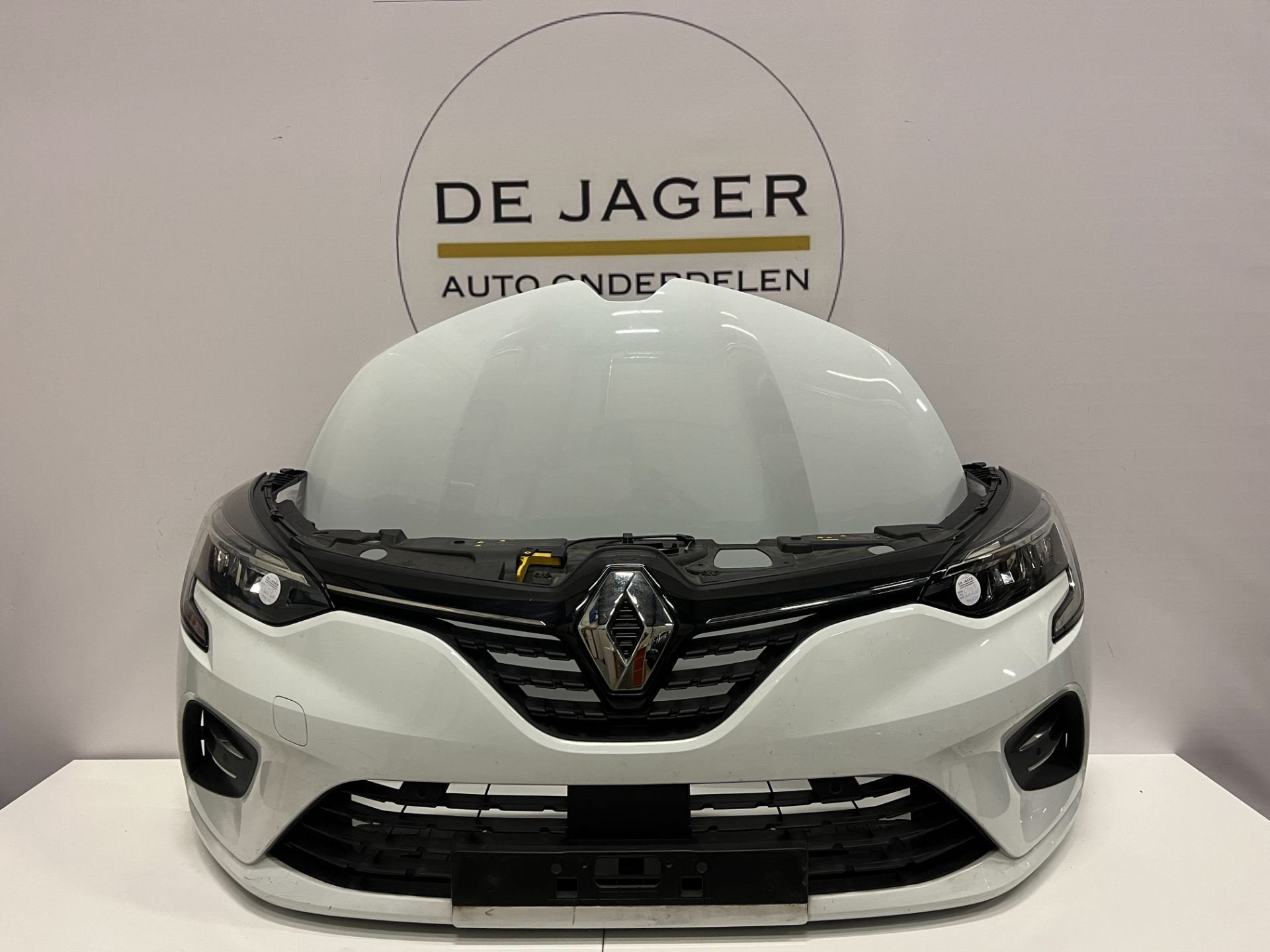 RENAULT CLIO 5 VOORKOP BUMPER MOTORKAP KOPLAMPEN 2019-, Renault Group, Gebruikt, Contact.group@renault.com, Motorkap