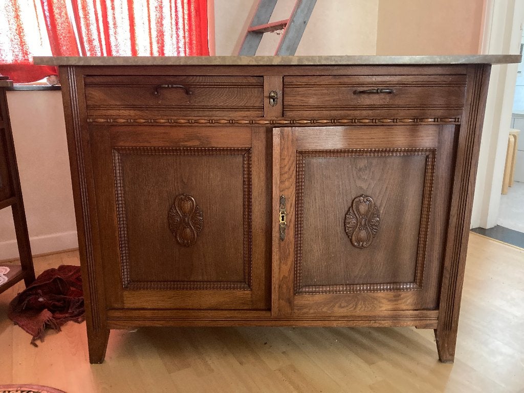 Antieke dressoir, Ophalen