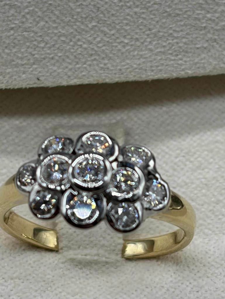 18 kt gouden ring met 11 diamanten maat 56/58, Ophalen, Zo goed als nieuw