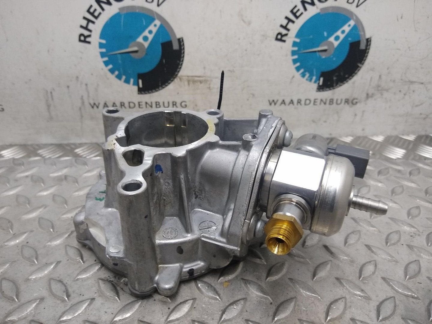 VOLKSWAGEN GOLF BRANDSTOF POMP VOOR DE INJECTOR 2018, Ophalen of Verzenden, Gebruikt, Stiba lid
