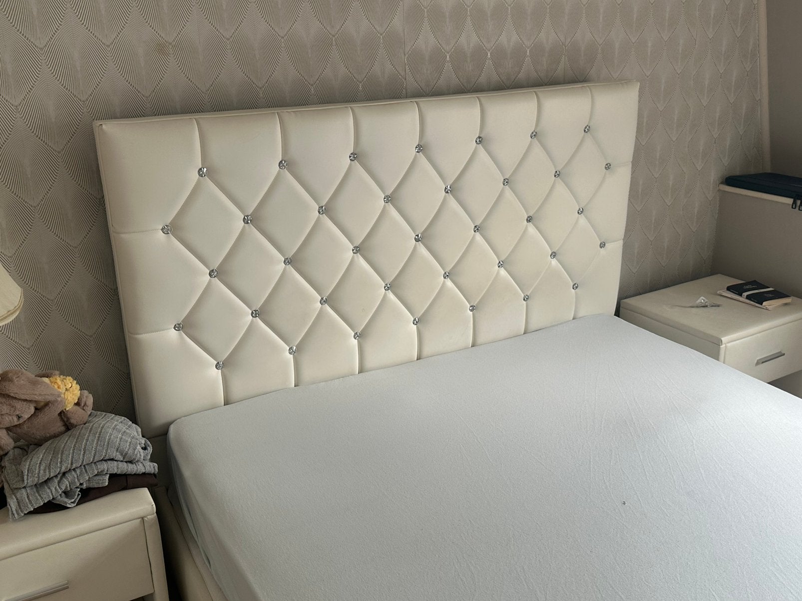 Meuble à cadre de lit - 147x200cm - Très bon état, Maison & Meubles, Chambre à coucher | Lits boxsprings, Enlèvement, Comme neuf